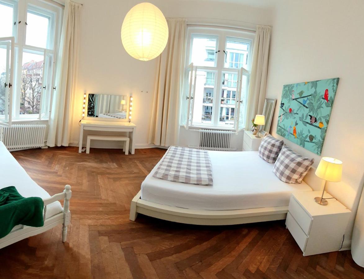 3 Large With 2 Separate Bedbrooms Close To Centre Near Kudamm And Kadewe * Berlim