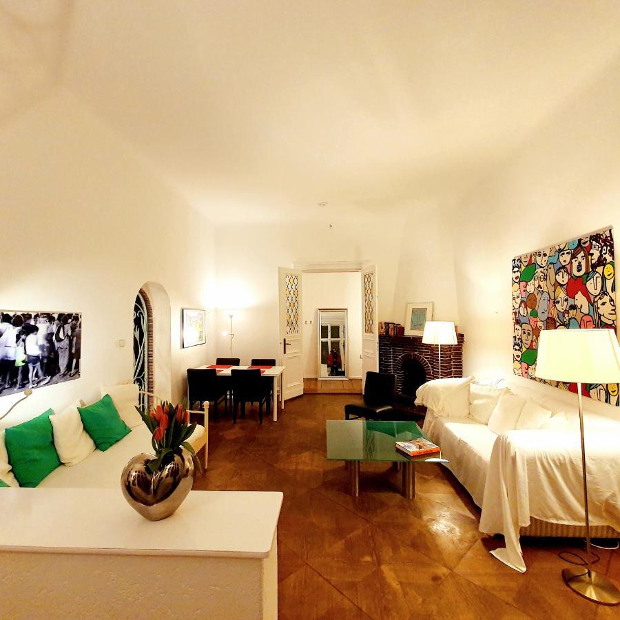 Apartamento 3 Large With 2 Separate Bedbrooms Close To Centre Near Kudamm And Kadewe
