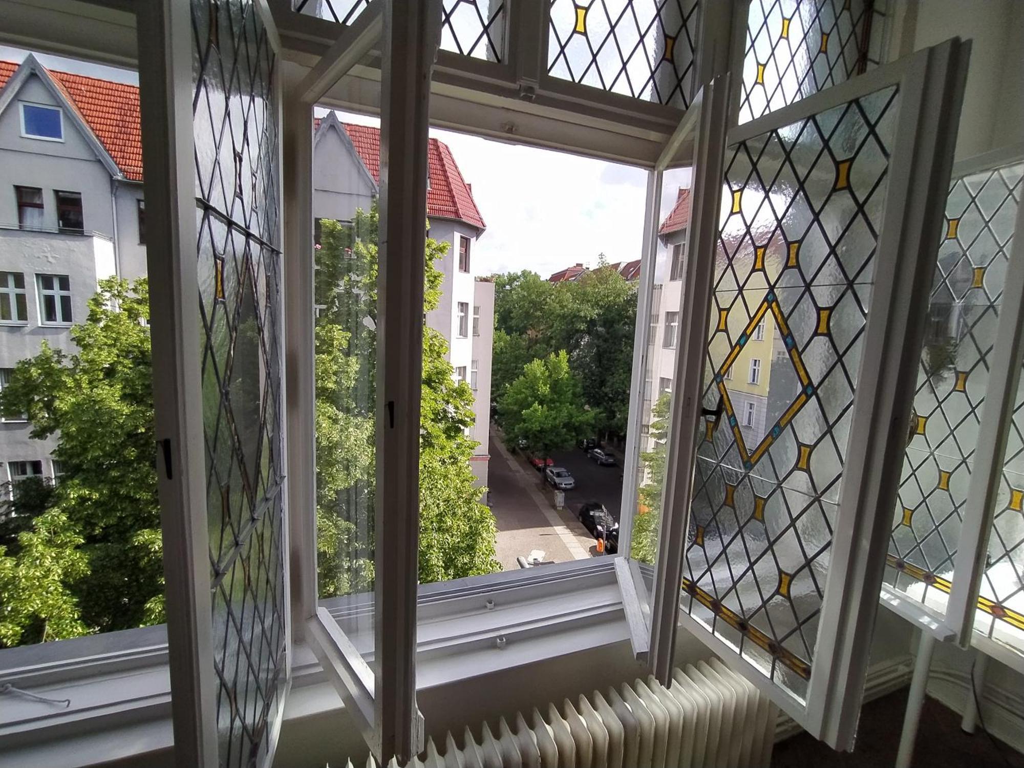 Appartement 3 Large With 2 Separate Bedbrooms Close To Centre Near Kudamm And Kadewe